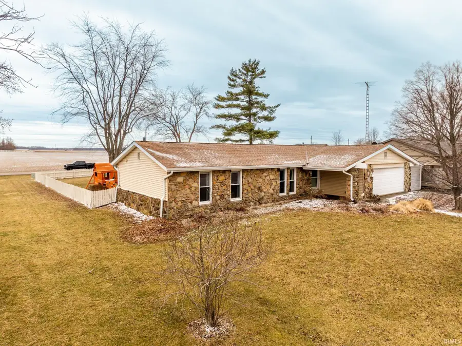 8114 N Santa Barbara Drive, Muncie, IN 47303 - #2