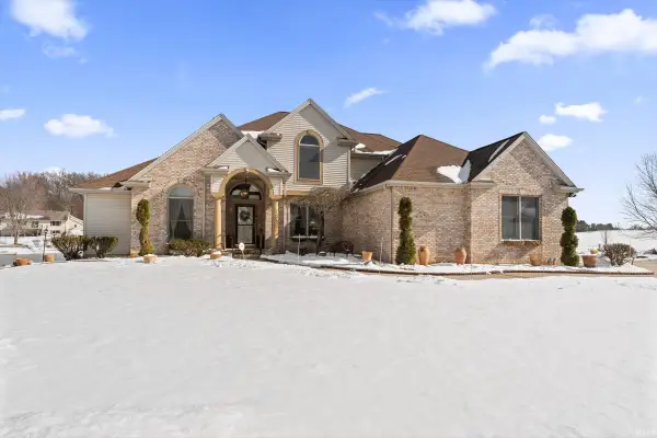 51934 Watersedge Court, South Bend, IN 46628