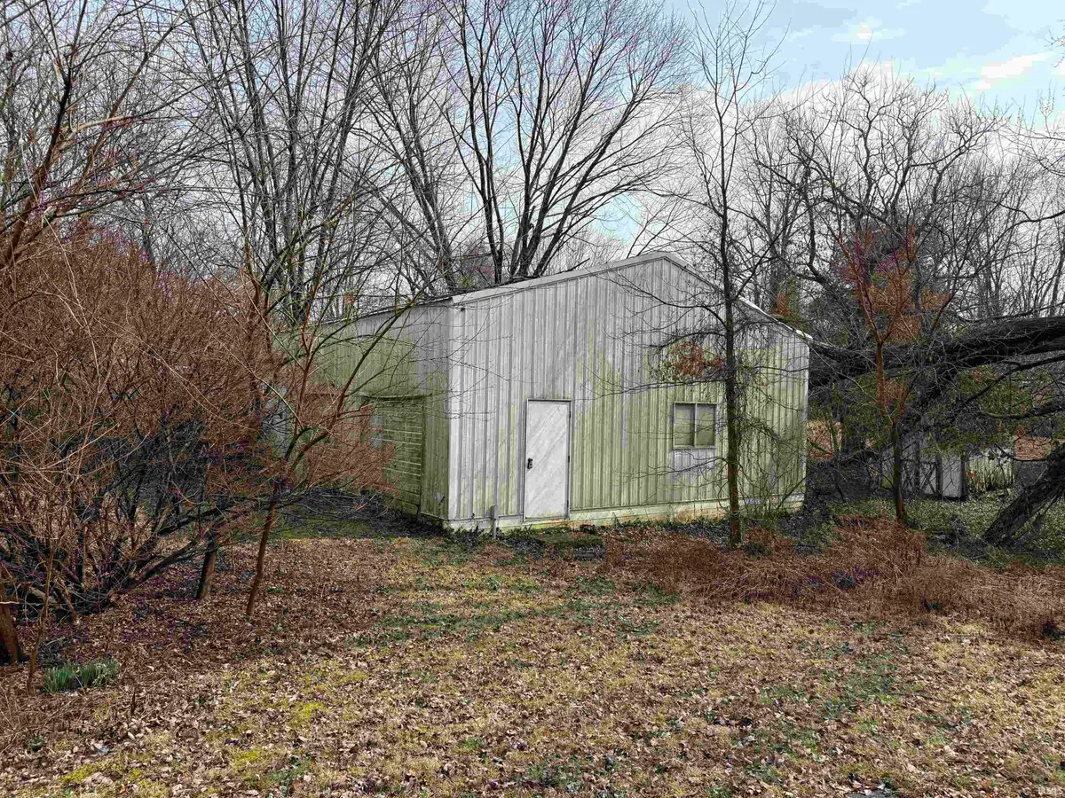 4702 Hwy 50 E, Bedford, IN 47421 - #1