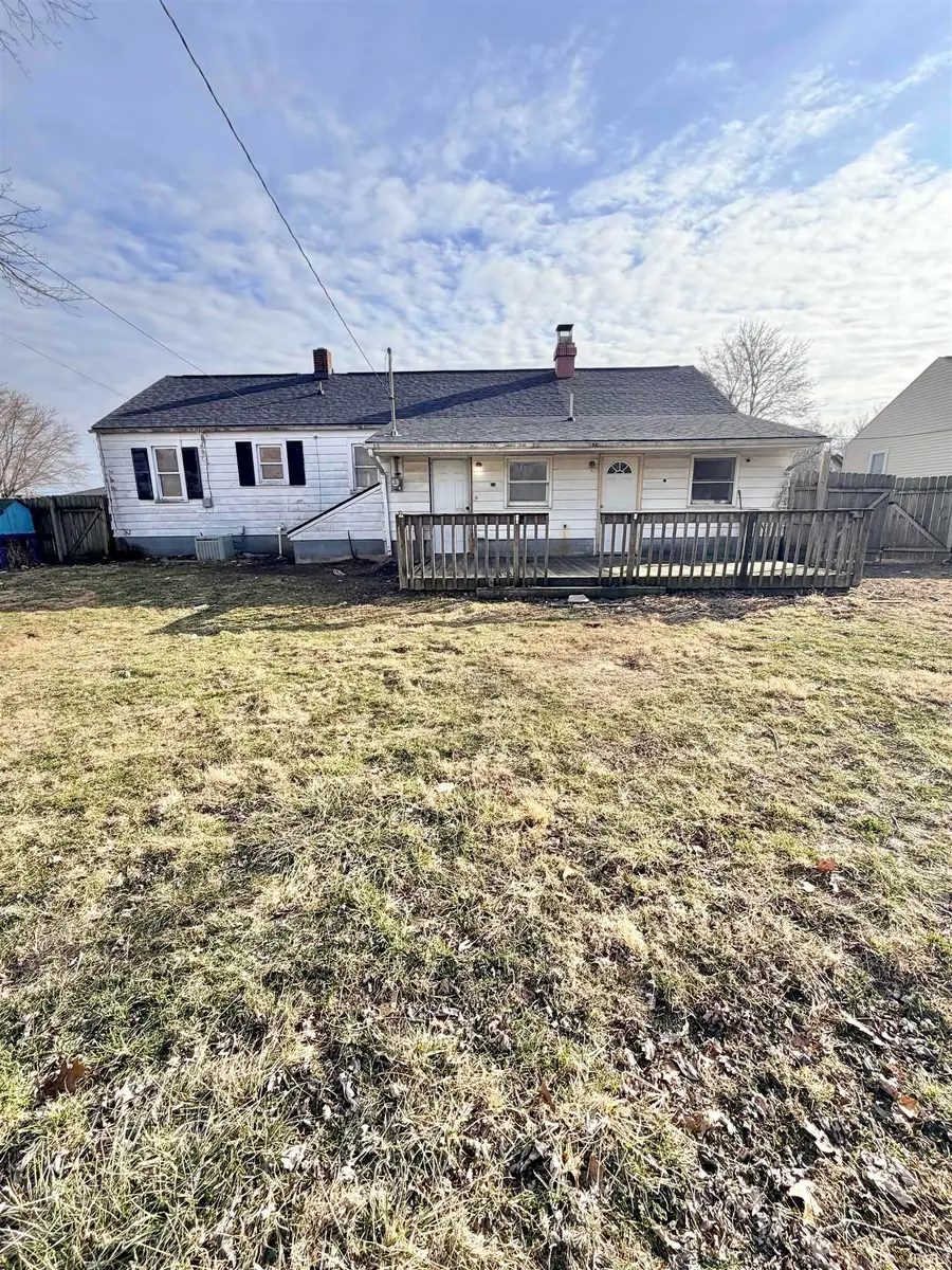 222 E 29th Street, Muncie, IN 47302 - #2