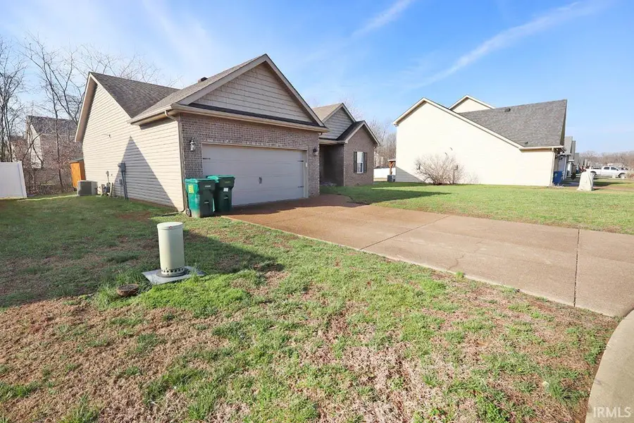 1332 Breezy Creek Drive, Evansville, IN 47720 - #3