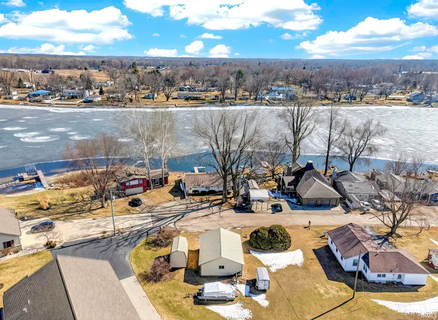 47 E Ireland Drive, North Manchester, IN 46962 - #3