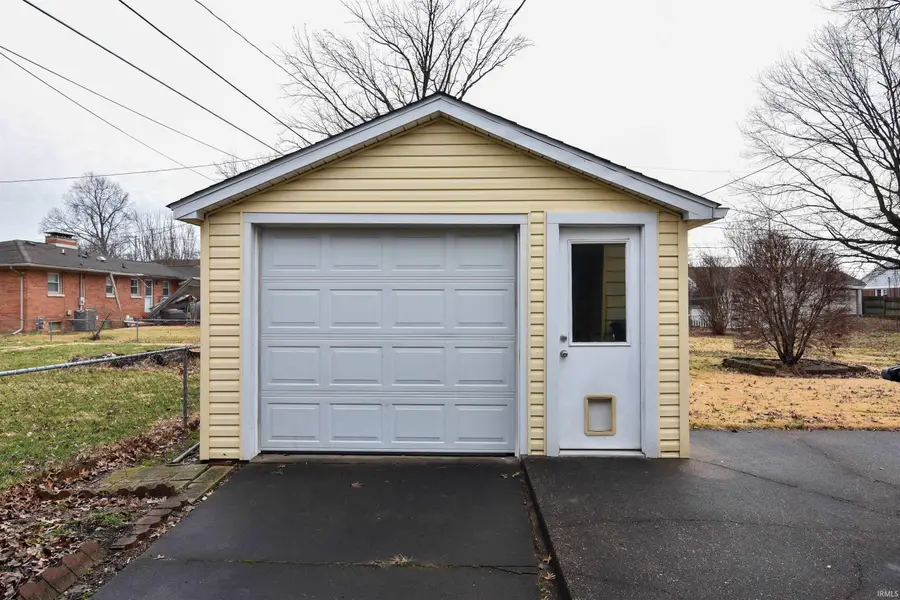 1114 S Englewood Avenue, Evansville, IN 47714 - #3