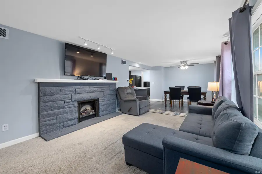 4633 Doenges Drive, Fort Wayne, IN 46815 - #2