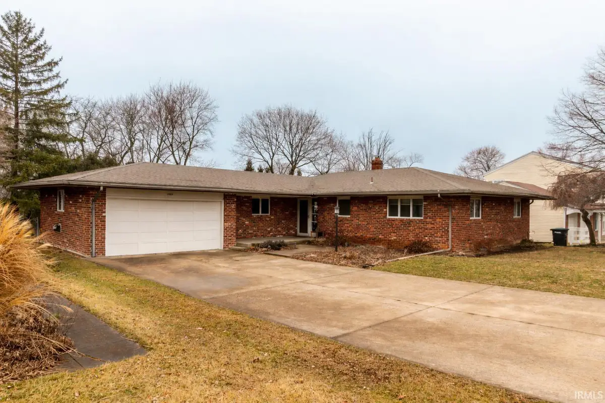 1005 N Bittersweet Lane, Muncie, IN 47304 - #1
