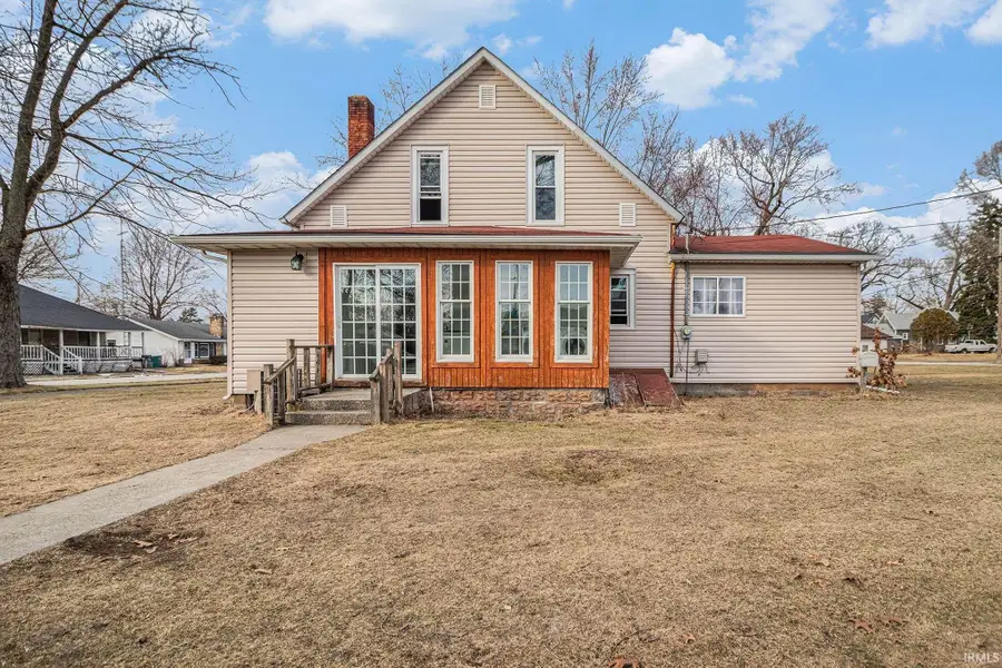 156 W St. Louis Street, Knox, IN 46534 - #3