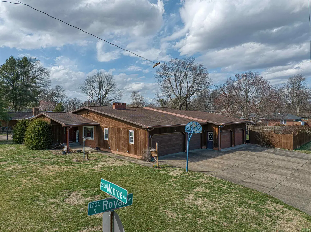 5520 Monroe Avenue, Evansville, IN 47715 - #1