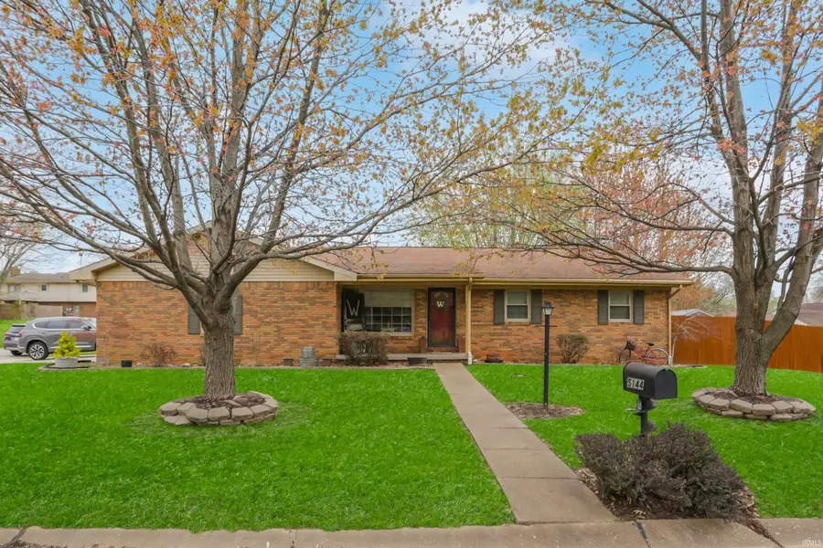 5144 Kenwood Drive, Newburgh, IN 47630 - #2