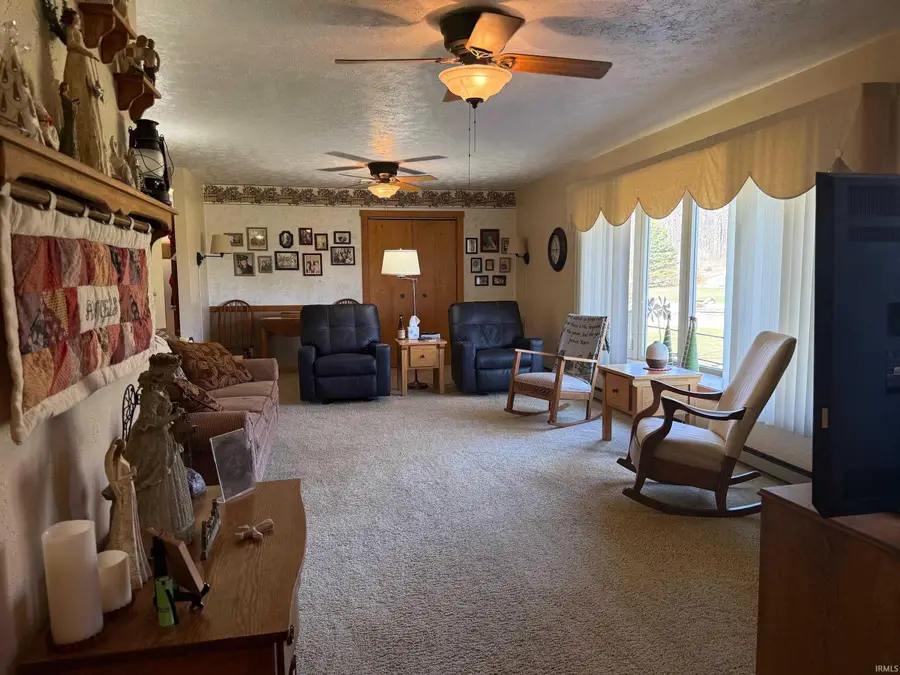 3137 W 800 N, Royal Center, IN 46978 - #3