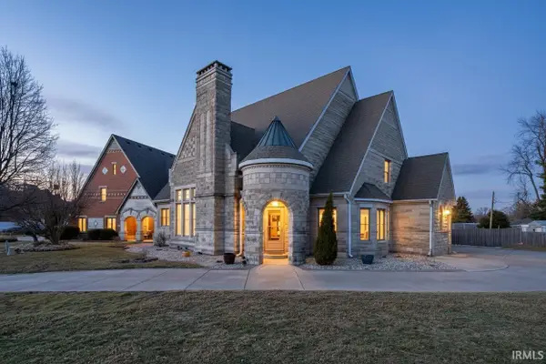 2520 Chrystal Woods Drive, Kokomo, IN 46902