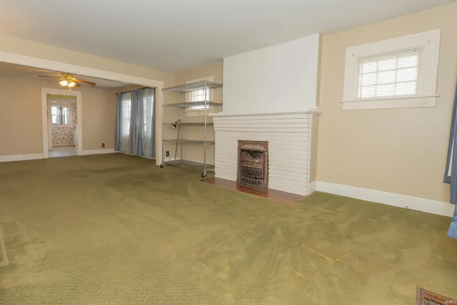 406 W Spruce Street, Princeton, IN 47670 - #2