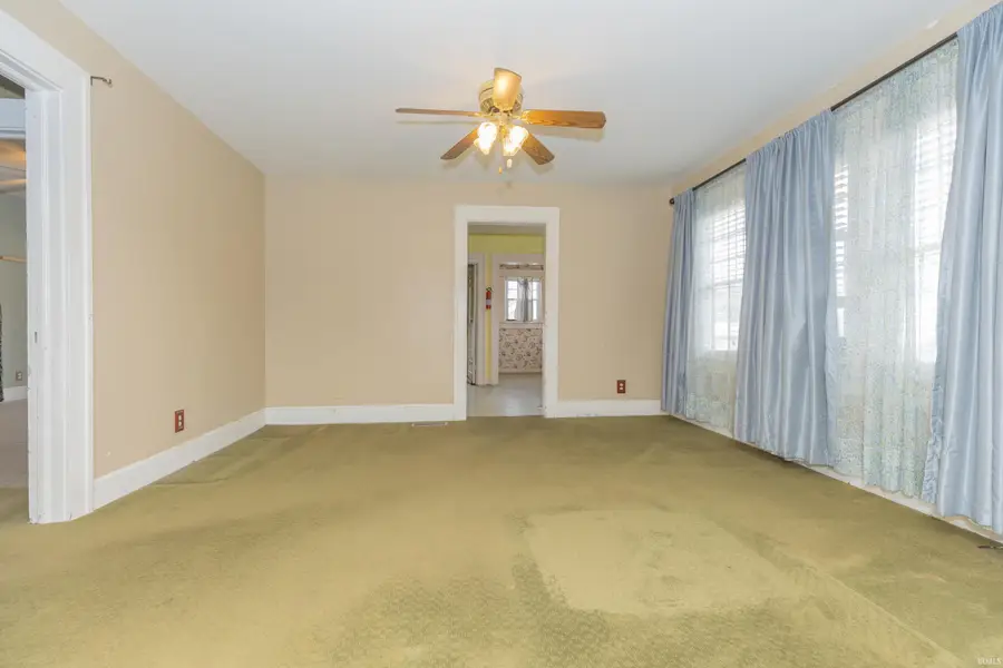 406 W Spruce Street, Princeton, IN 47670 - #3