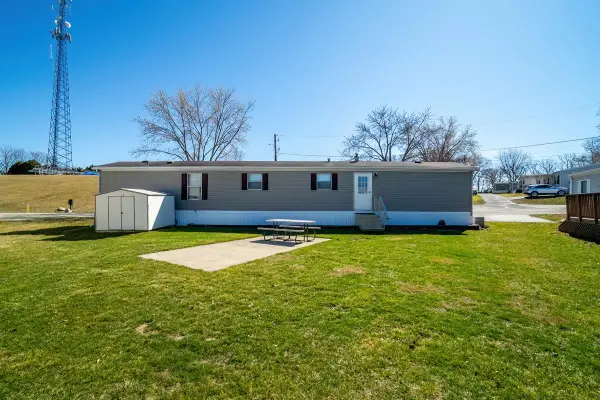 215 Lane 101a Hamilton Lk Lot 47, Hamilton, IN 46742