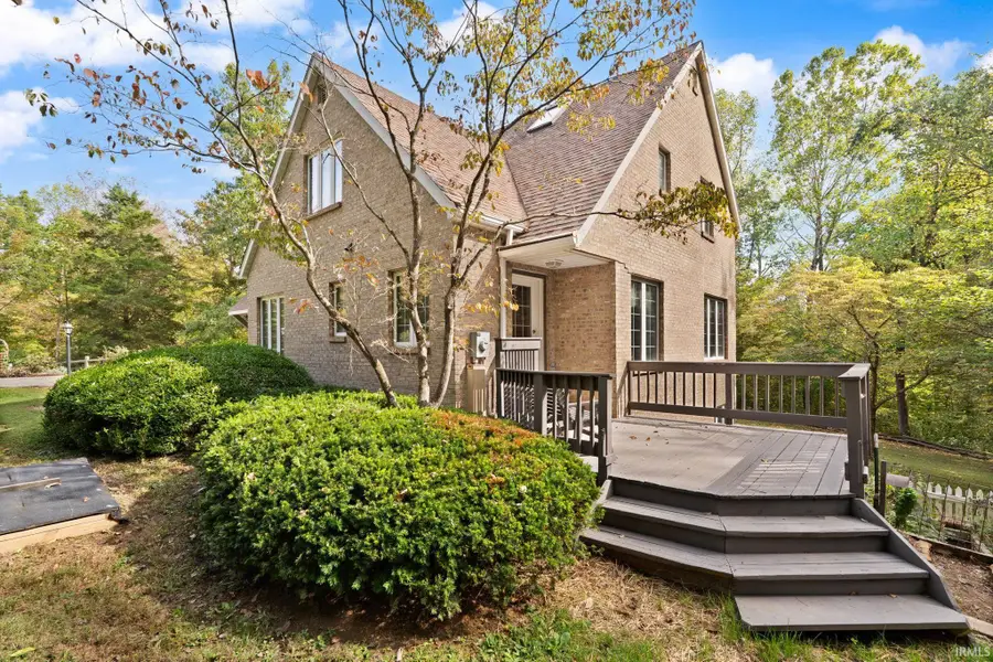 925 W Oakwood Lane, Paoli, IN 47454 - #2