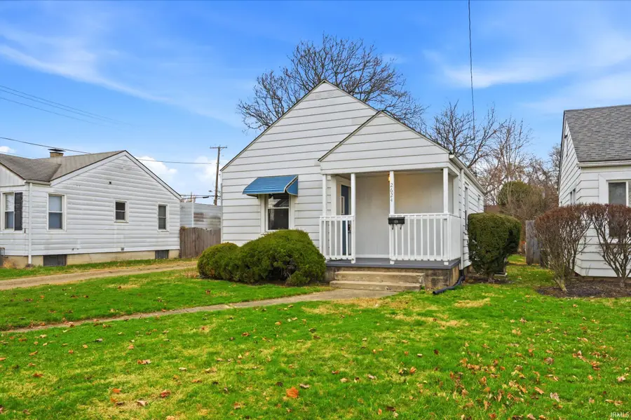 2624 W Godman Avenue, Muncie, IN 47303 - #2