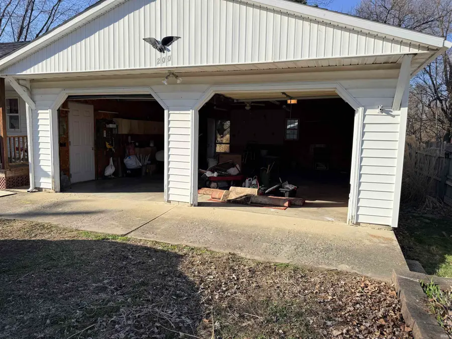 200 E Mckinley Street, Gaston, IN 47342 - #2