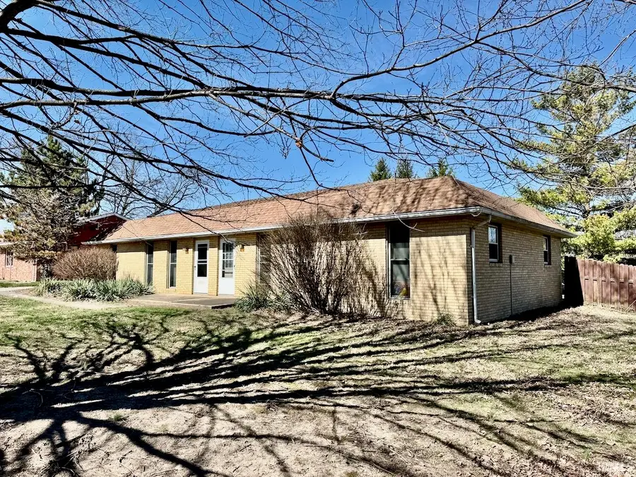 2704 & 2706 W Moore Road, Muncie, IN 47304 - #3