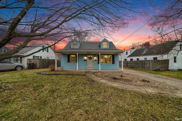 2410 Eisenhower Avenue, South Bend, IN 46615