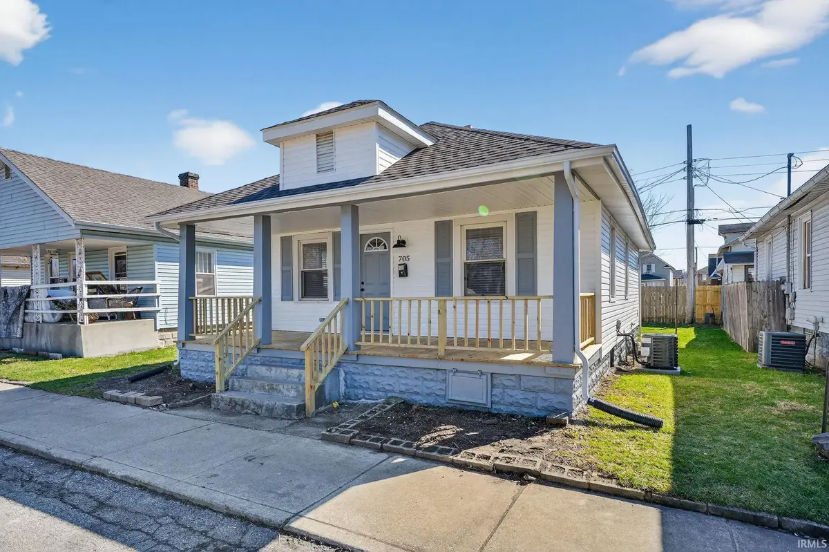 705 Kamms Court, Mishawaka, IN 46544 - #1