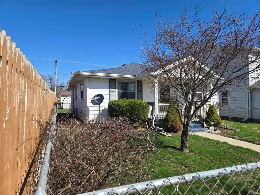 2320 W 10th Street, Muncie, IN 47302 - #2