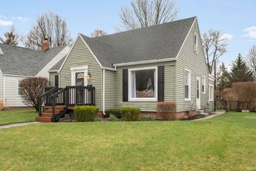 727 Marquette Avenue, South Bend, IN 46617 - #2