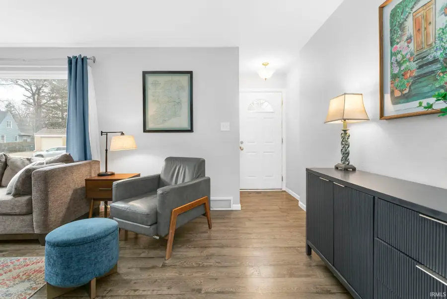 727 Marquette Avenue, South Bend, IN 46617 - #3