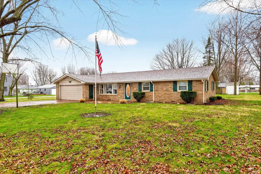 901 Grant Street, Frankton, IN 46044 - #3