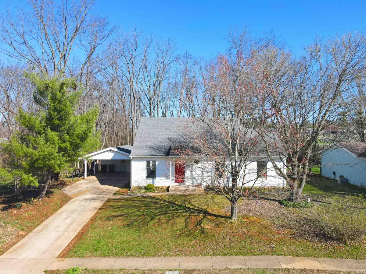 5904 S Phyllis Street, Bloomington, IN 47403 - #1