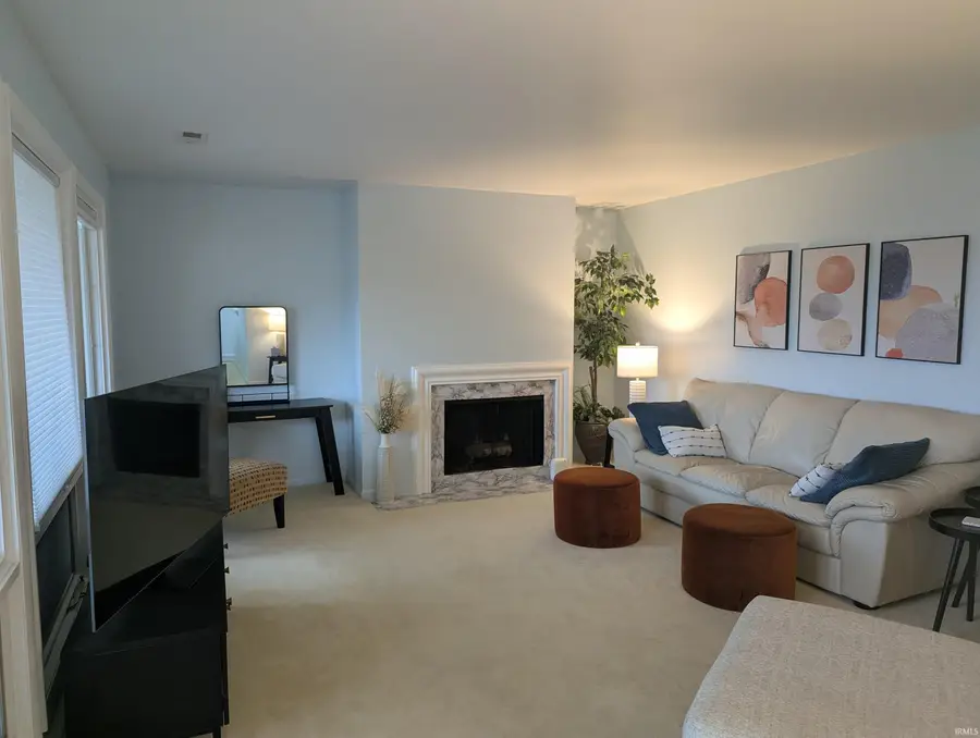 5533 S Wayne Avenue #D, Fort Wayne, IN 46807 - #3