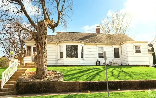 415 E William Street, Washington, IN 47501