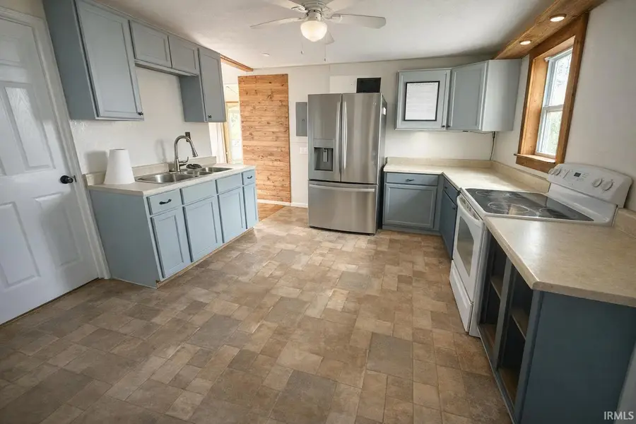 204 Grant Street, Royal Center, IN 46978 - #3