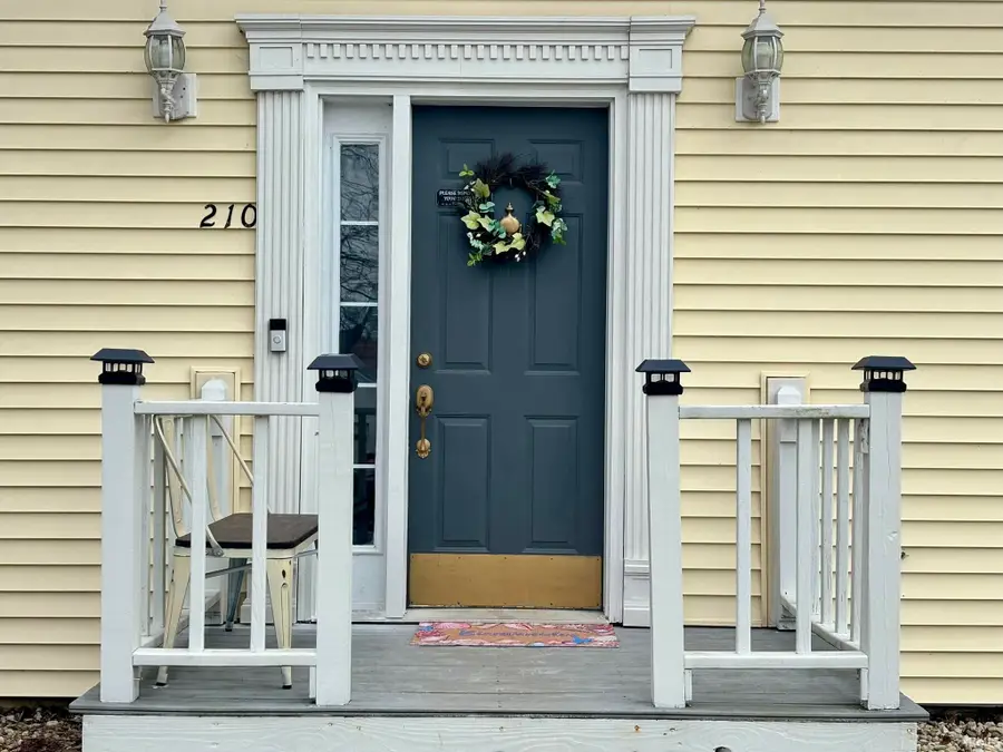 210 E Shackley Street, Geneva, IN 46740 - #2