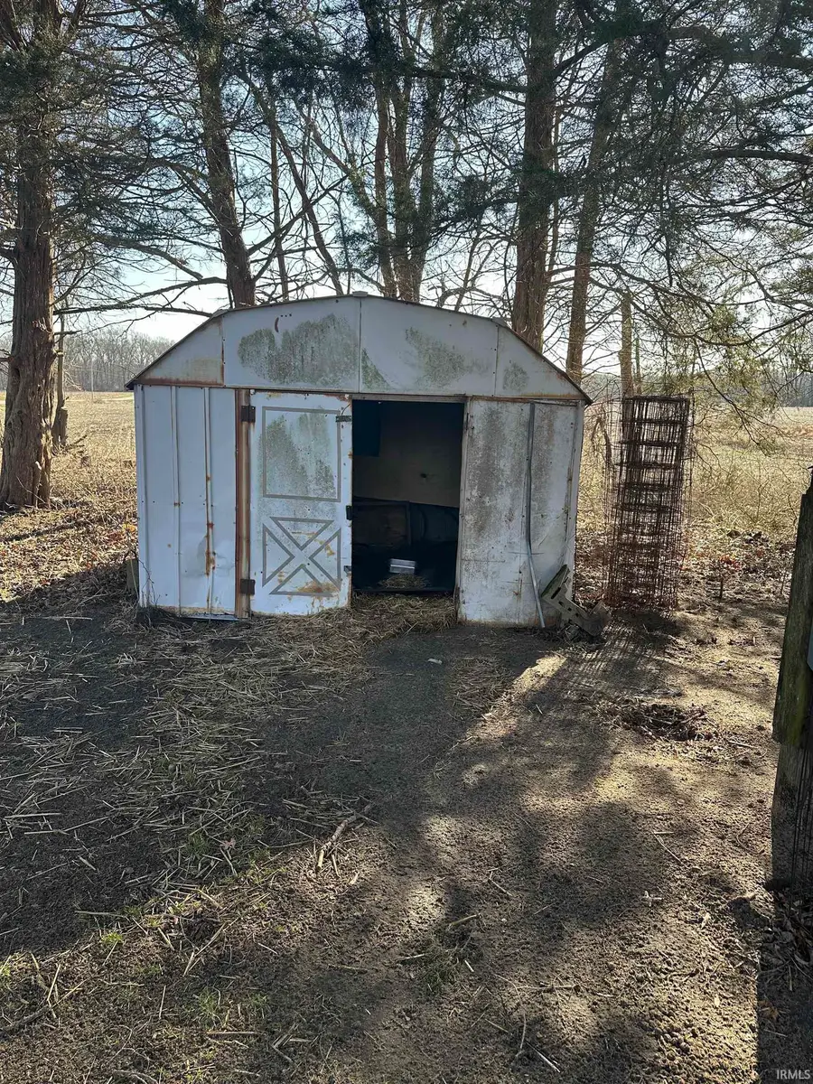 1125 E 400 South, Knox, IN 46534 - #3