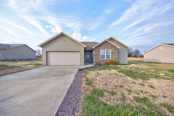 1128 W Cobblefield Drive, Rockport, IN 47635