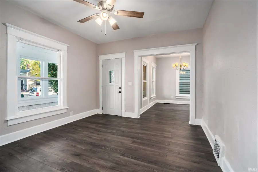 131 E 6th Street, Mishawaka, IN 46544 - #3