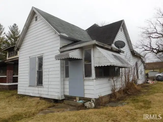 1319 E Jackson Street, Muncie, IN 47305 - #1