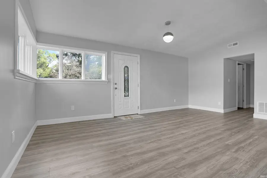 5833 Lenbeck Road, Newburgh, IN 47630 - #3