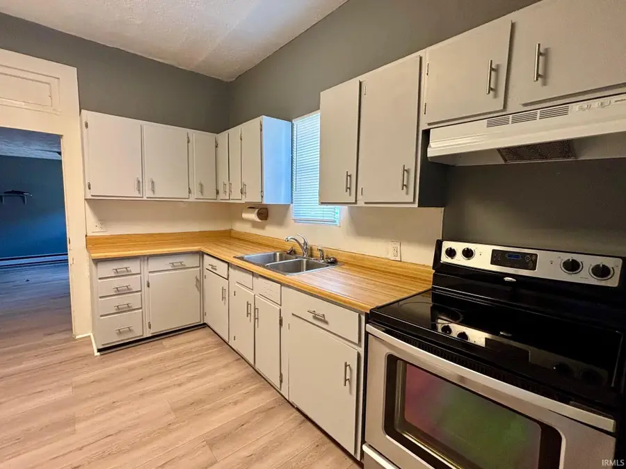 1308 W 2nd Street, Marion, IN 46952 - #2