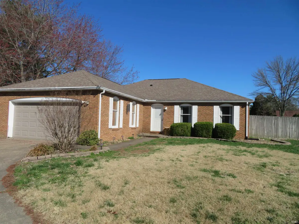 8214 Kingswood Court, Evansville, IN 47715 - #1