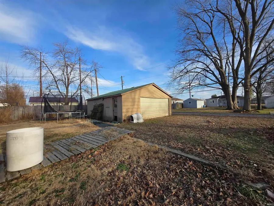 1228 E 3rd Street, Mount Vernon, IN 47620 - #3