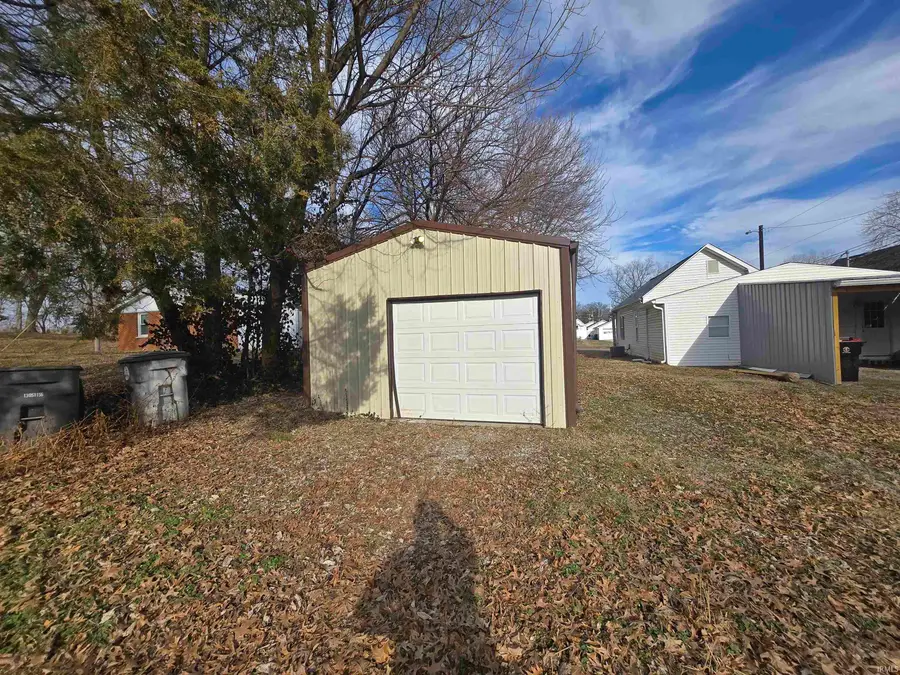 823 Mill Street, Mount Vernon, IN 47620 - #3