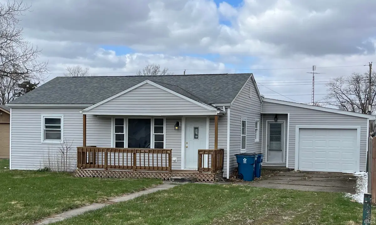 427 E South E Street, Gas City, IN 46933 - #1