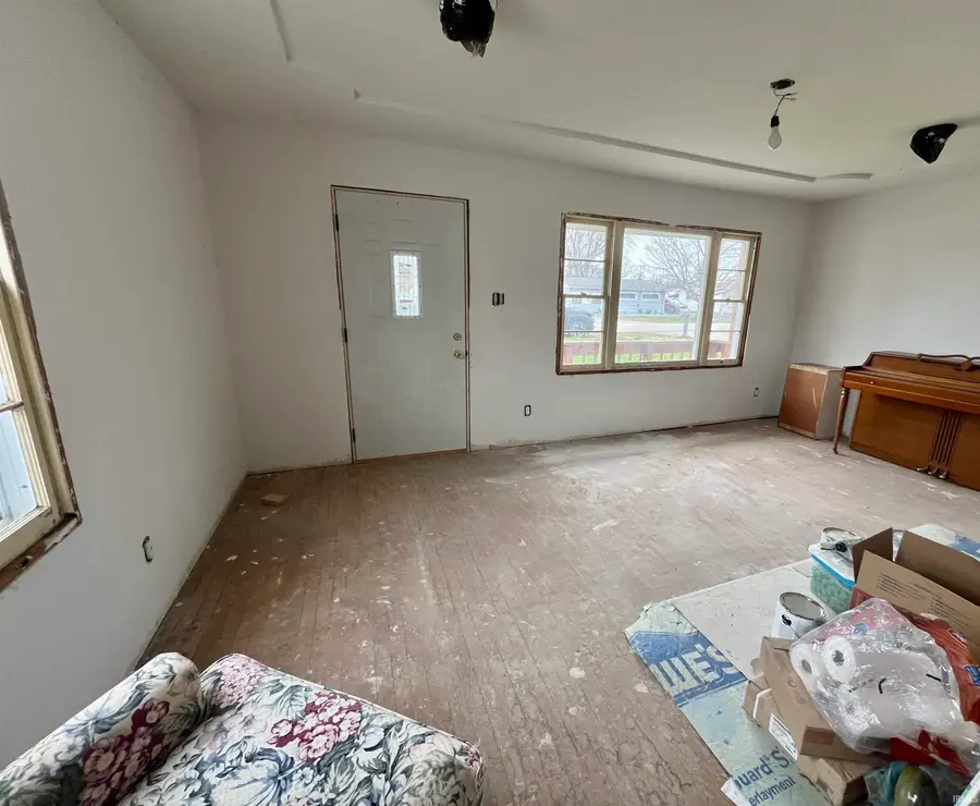 427 E South E Street, Gas City, IN 46933 - #2