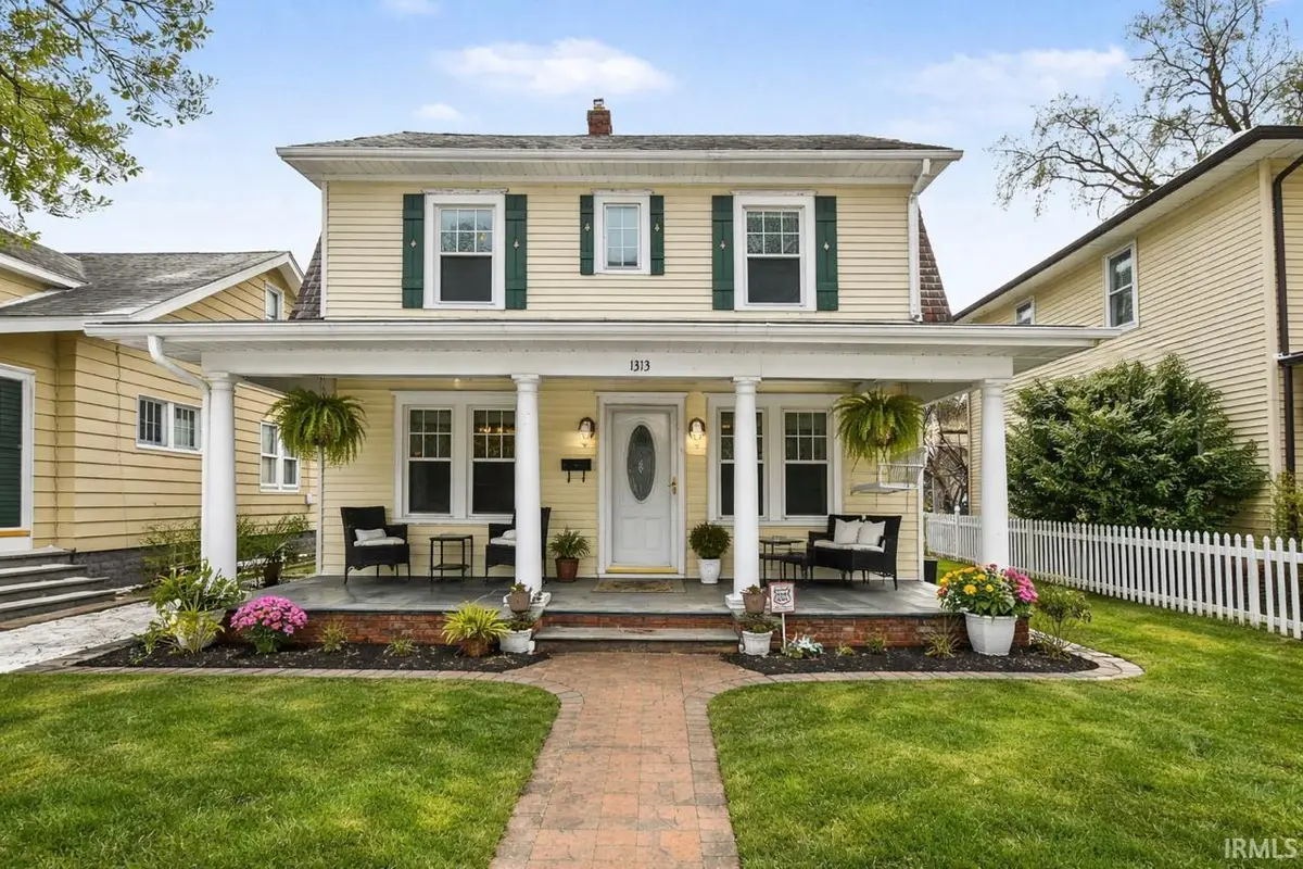 1313 E Mishawaka Avenue, Mishawaka, IN 46544 - #1