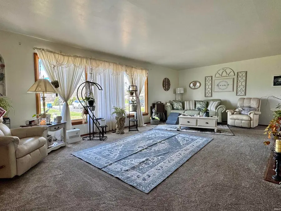 1202 N Sheridan Road, Marion, IN 46952 - #3