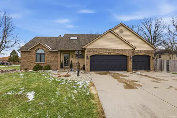 914 Lakeview Drive, Auburn, IN 46706