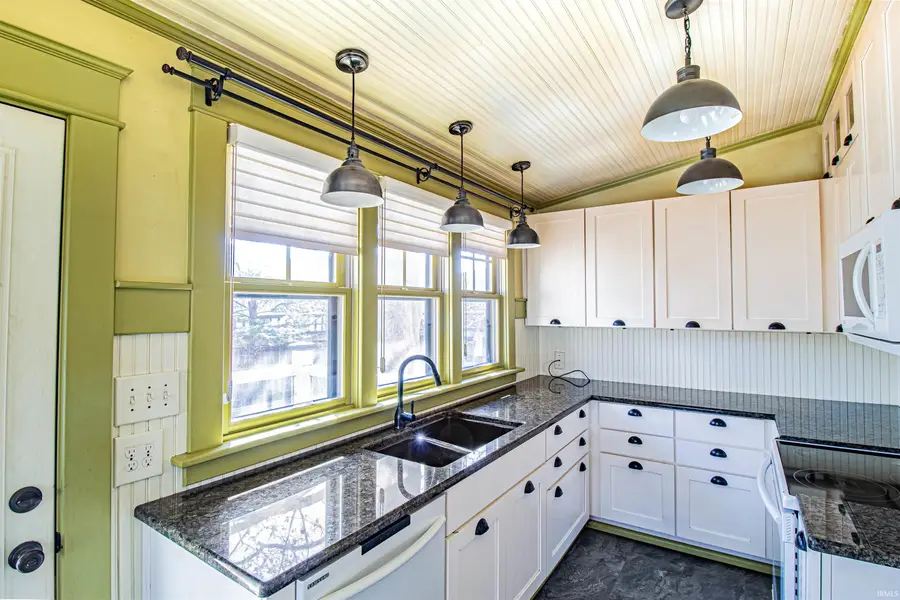 1301 O Street, Bedford, IN 47421 - #3