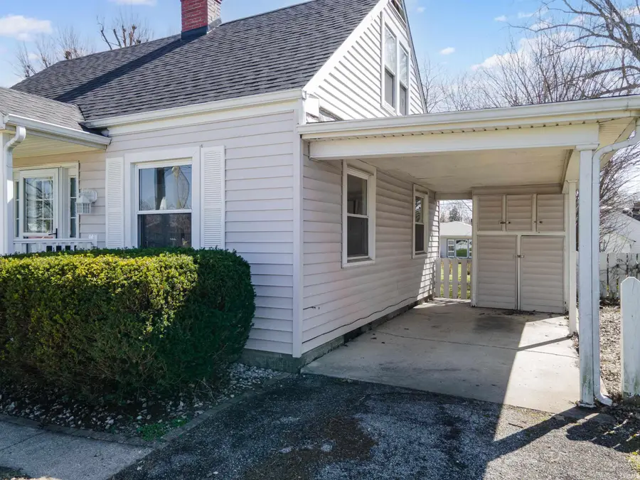 1225 W Jeffras Avenue, Marion, IN 46952 - #2