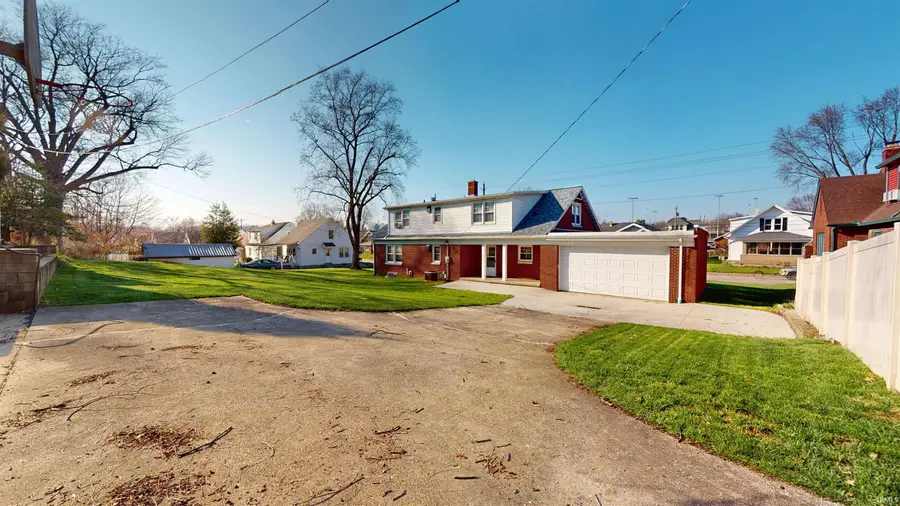 421 W Eighth Street, Jasper, IN 47546 - #2