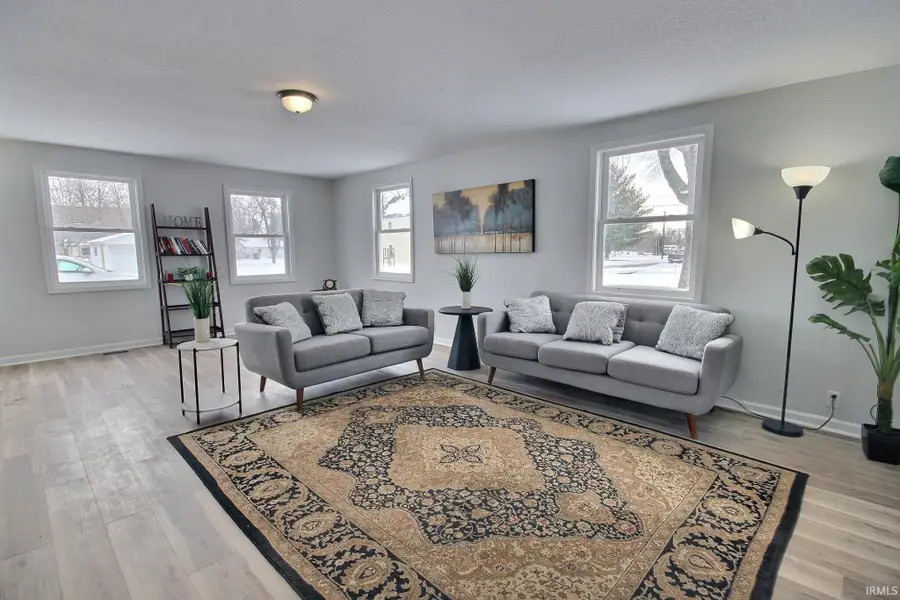 952 Grayston Avenue, Huntington, IN 46750 - #2